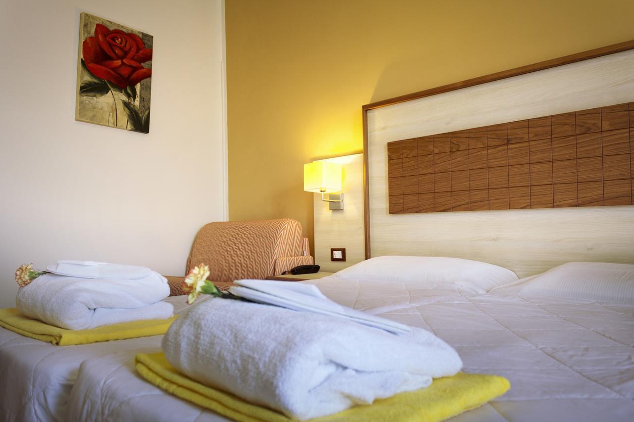 Aria Life Hotel Limone sul Garda Exterior photo